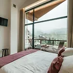 Unhais Valley -