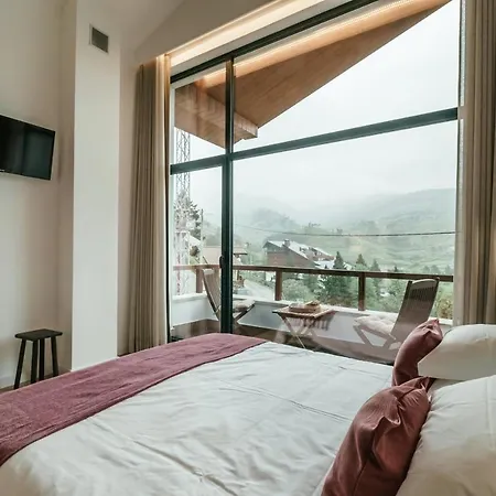 Unhais Valley -