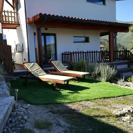 Farm stay Unhais Valley -