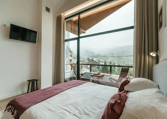 Unhais Valley -