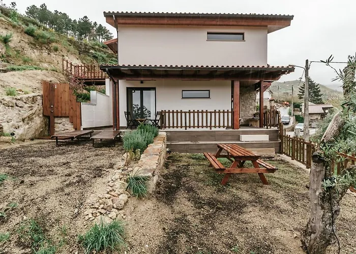 Unhais Valley -